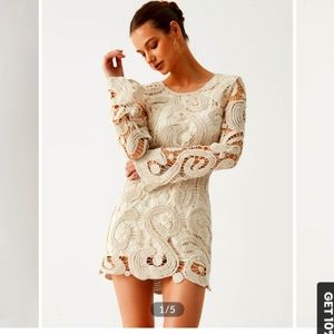 Commence cream paisley mini